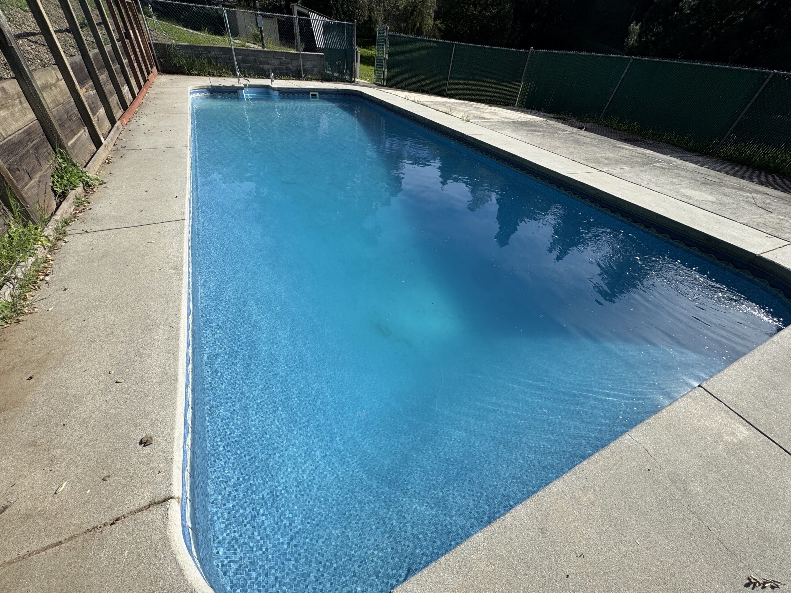 IMG5074 - Sunwave Pool Pros - Sunwave Pool Pros Pool drain and start-up service in Central Florida